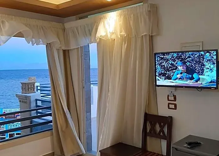 Diamond House 3*