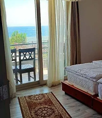 Diamond House Hotel